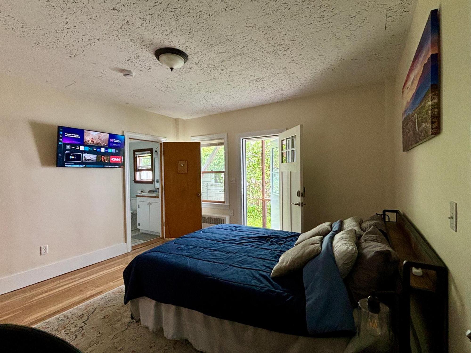 Traveler'S Den In Medford Lejlighed Eksteriør billede